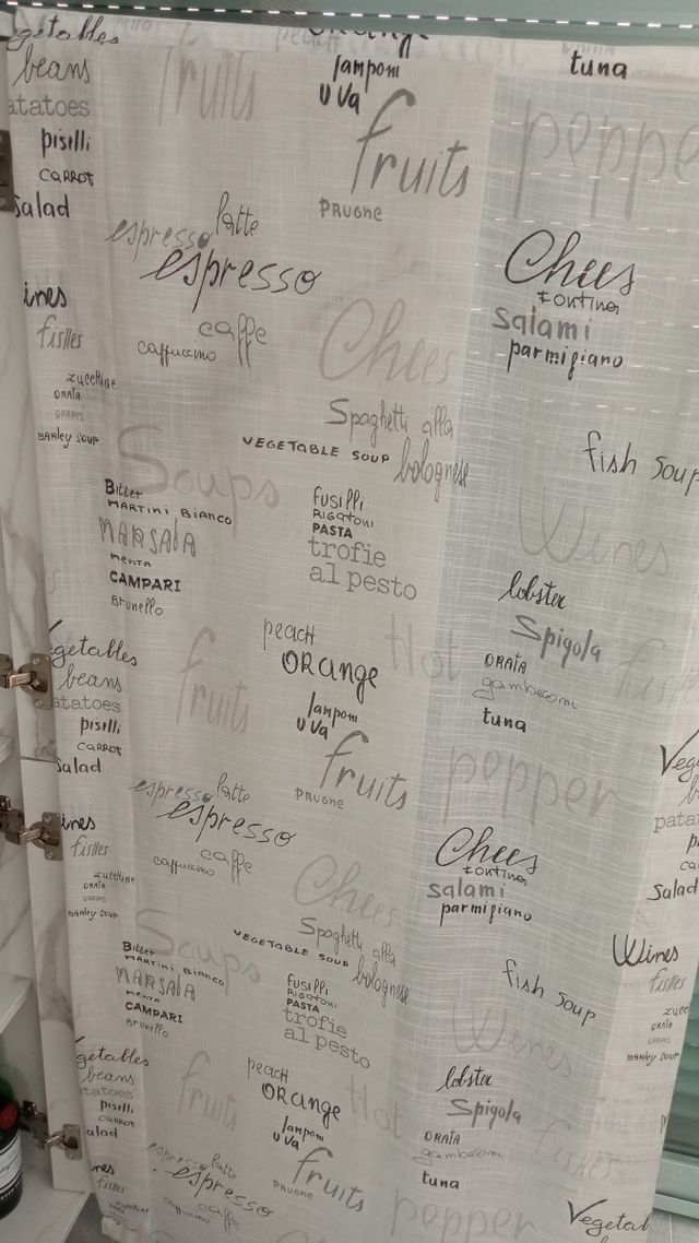 2 cortinas cocina y mecanismo