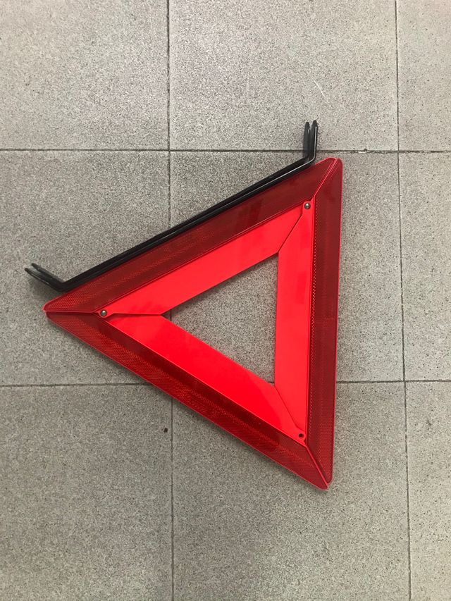 Triángulos de emergencia coche Buenos.