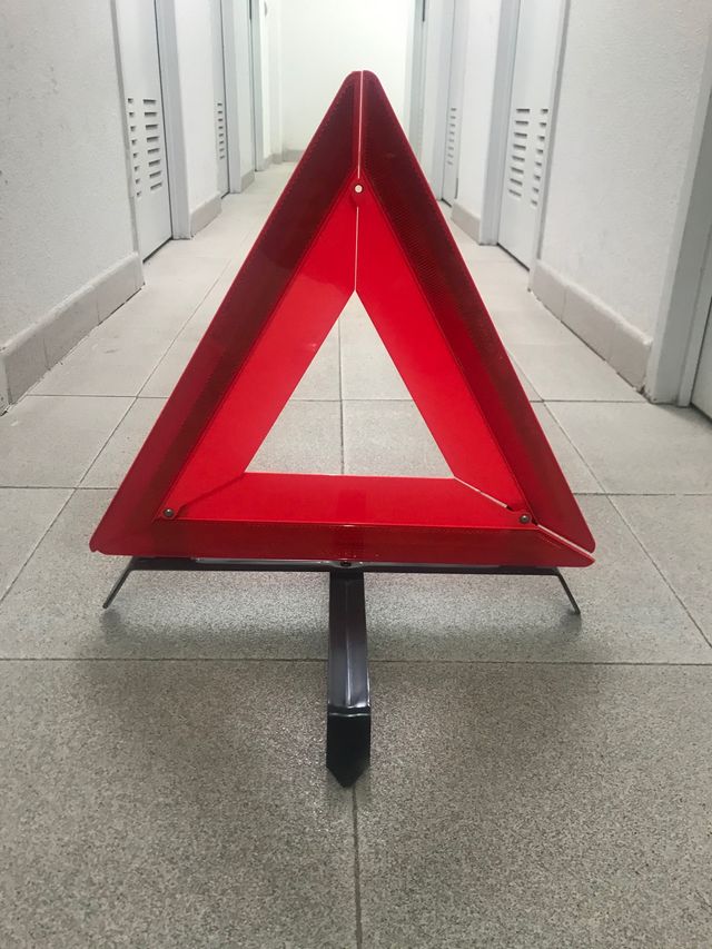 Triángulos de emergencia coche Buenos.