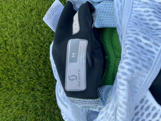 Maillot ciclismo SCOTT Precio por unidad 50€