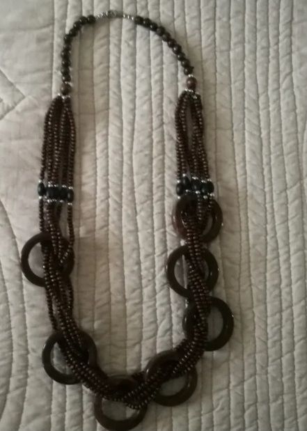 COLLAR BISUTERÍA COMO NUEVO