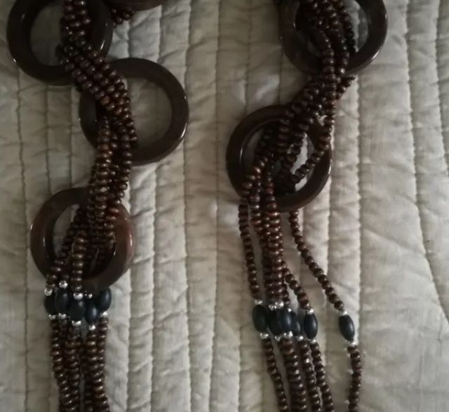 COLLAR BISUTERÍA COMO NUEVO