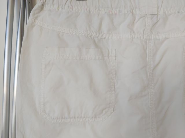 Falda vaquera T. 44 blanca tela fina