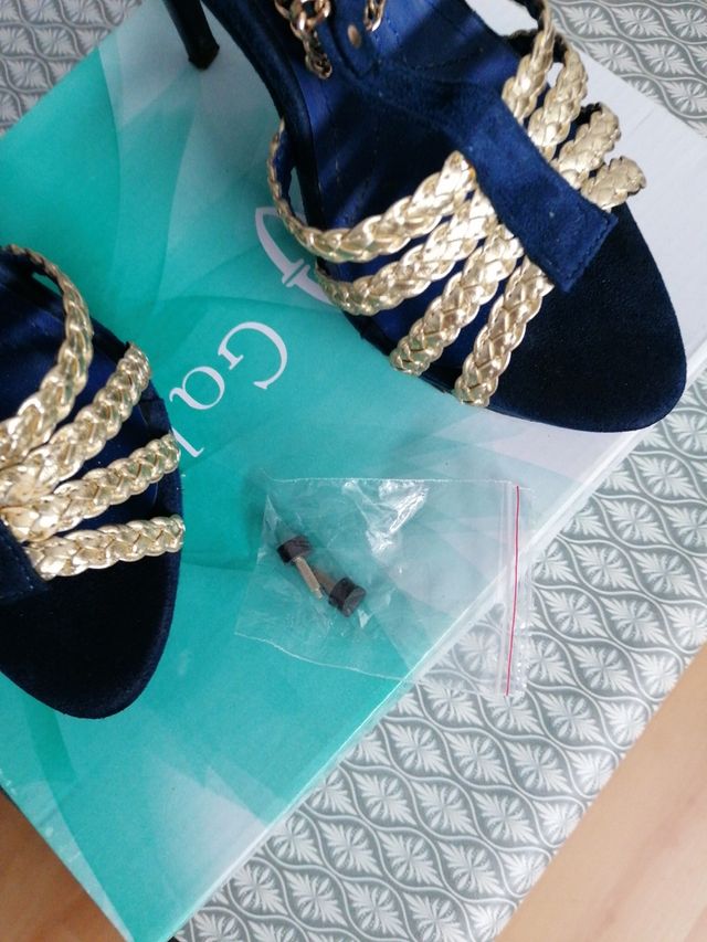 Sandalia de tacon t38