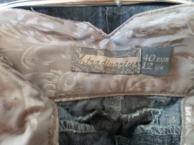 Falda vaquera T. 40 de Stradivarius