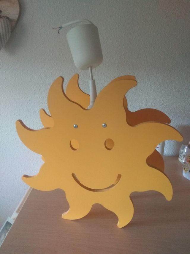 lampara en forma de sol