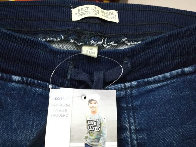 Pantalón vaquero.