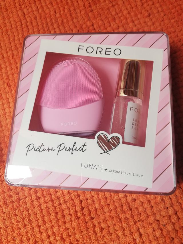 FOREO Estuche LUNA 3 + Serum (NUEVO)