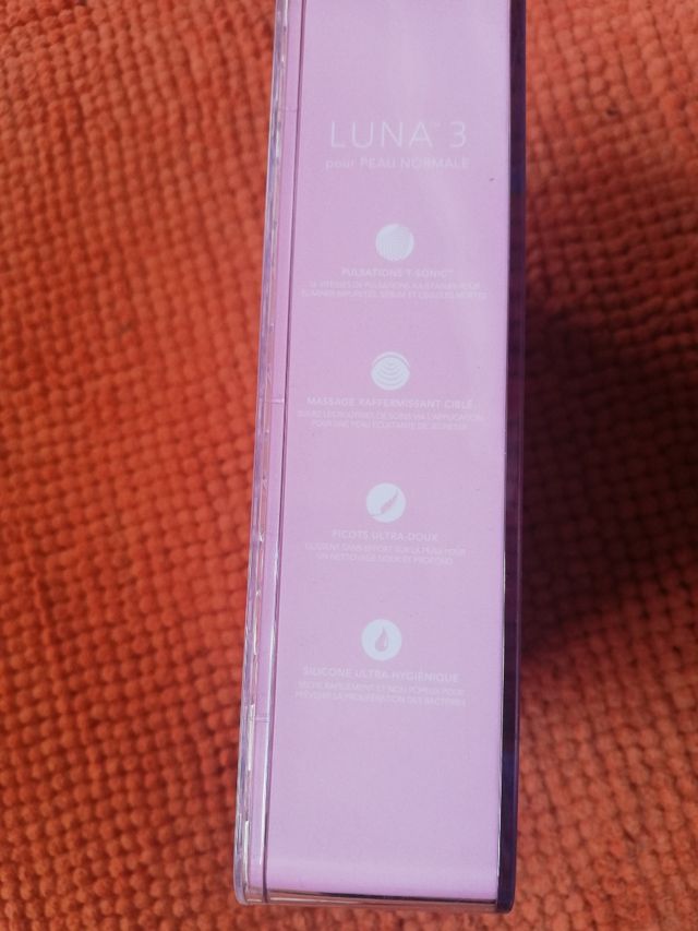 FOREO Estuche LUNA 3 + Serum (NUEVO)