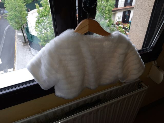 abrigo H&M talla 8/9 (134)