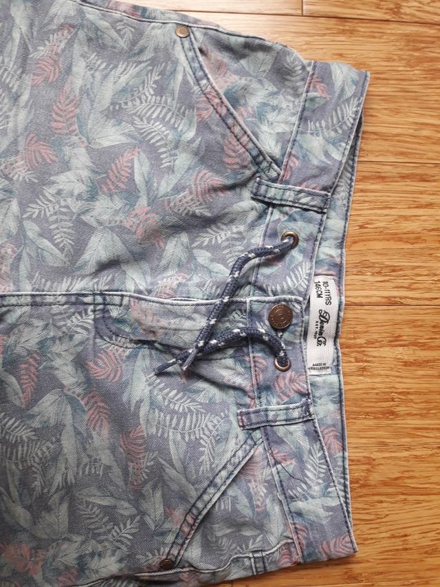 Bermudas niño