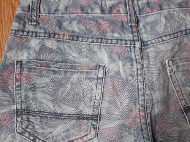 Bermudas niño
