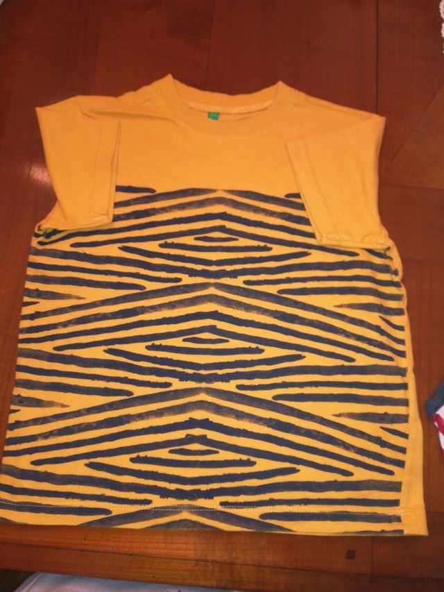 Camisetas varios estampados.