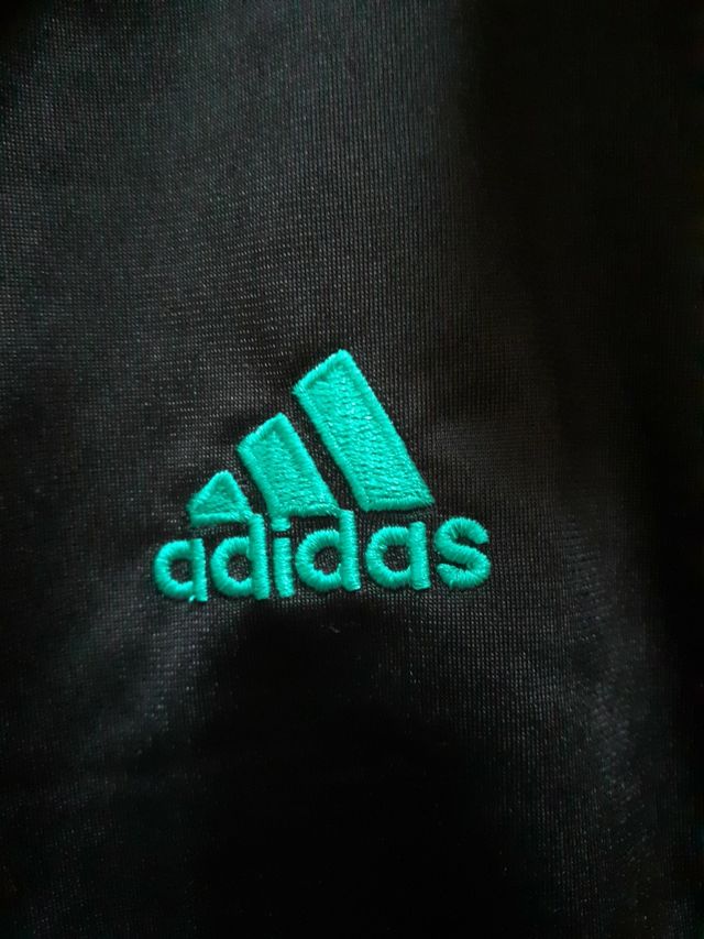 chaqueta oficial Real Madrid