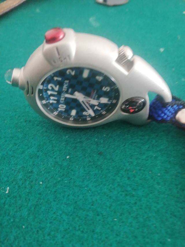 RELOJ Y BRUJULA CORONEL-TAPIOCA.Edicion especial.