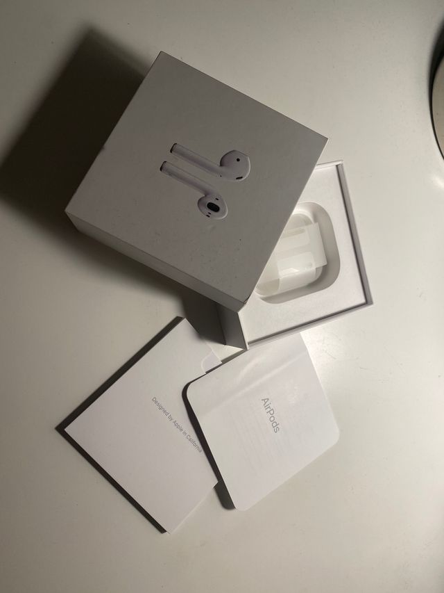 Caja airpods