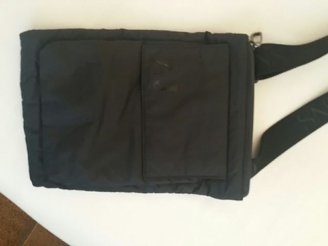 Bolso negro sport Armani Jeans