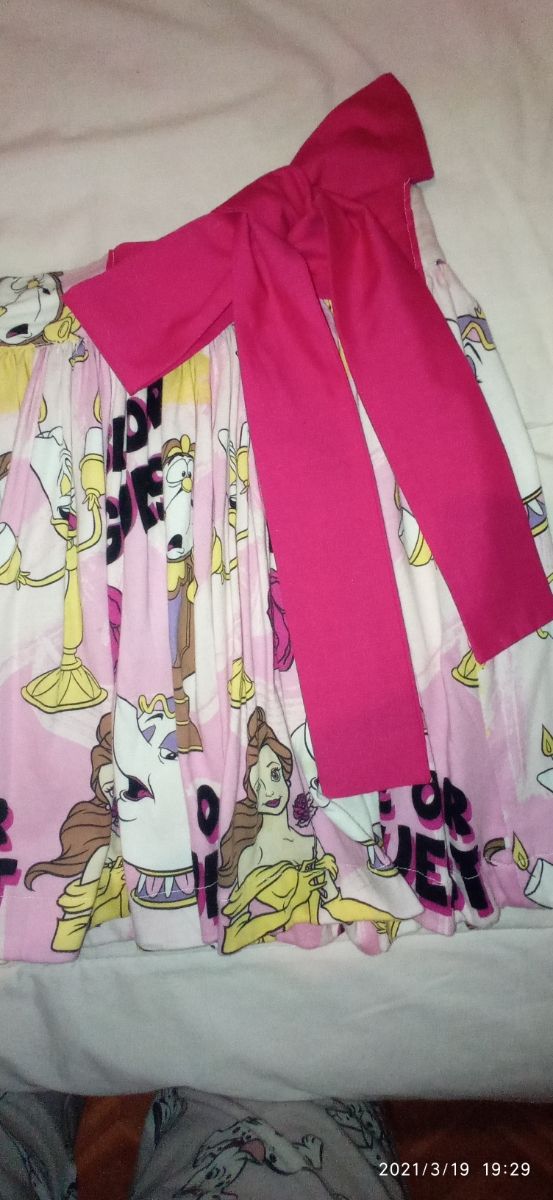 Falda de la bella y la bestia para madre