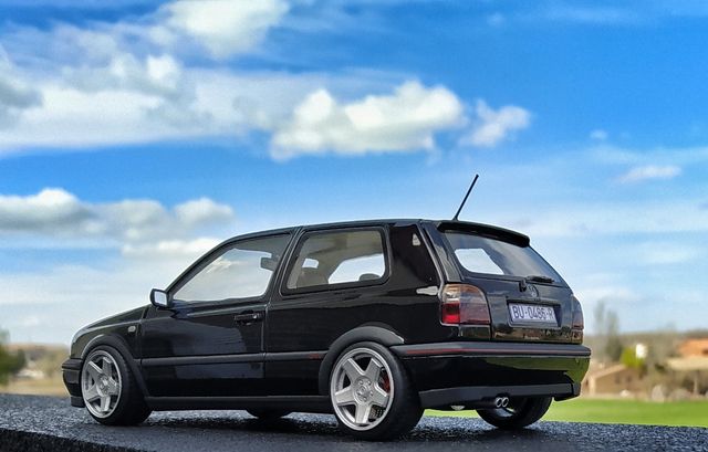 Volkswagen Golf gti Norev 1/18