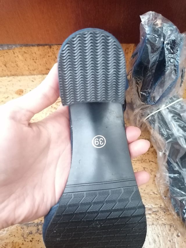 Sandalia terciopelo azul 38 sin estrenar