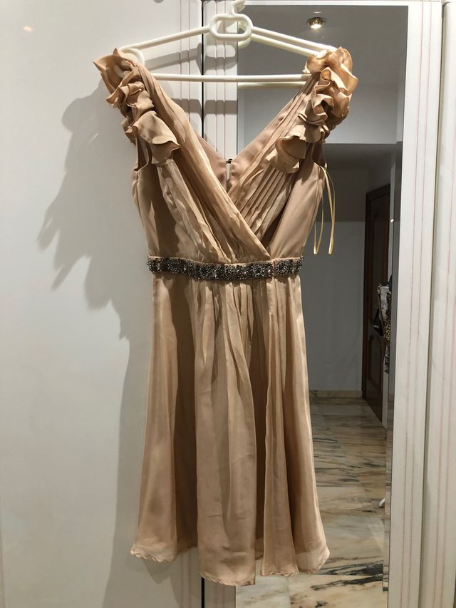 Vestido seda nude