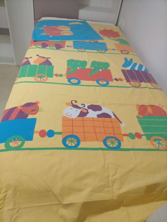 Funda nórdica infantil de Zofia Rostad. Animalitos