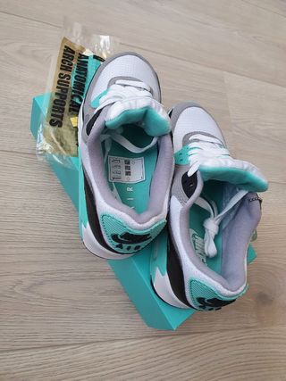 Nike air max 90 turquesa de segunda mano por 140 EUR en Burgos en WALLAPOP
