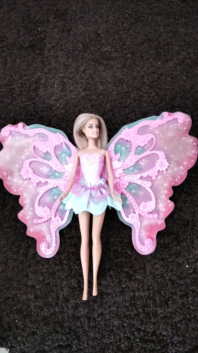 Barbie Hada con Alas
