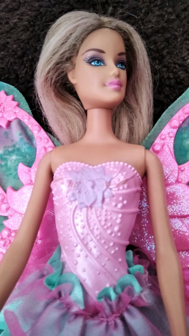 Barbie Hada con Alas