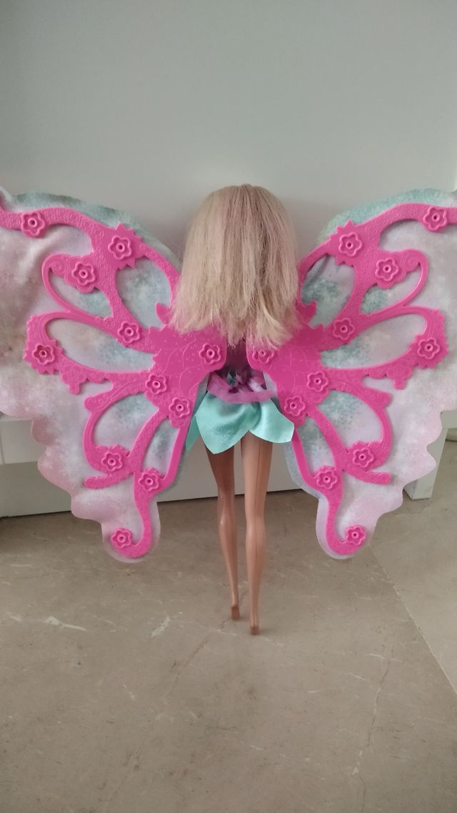 Barbie Hada con Alas