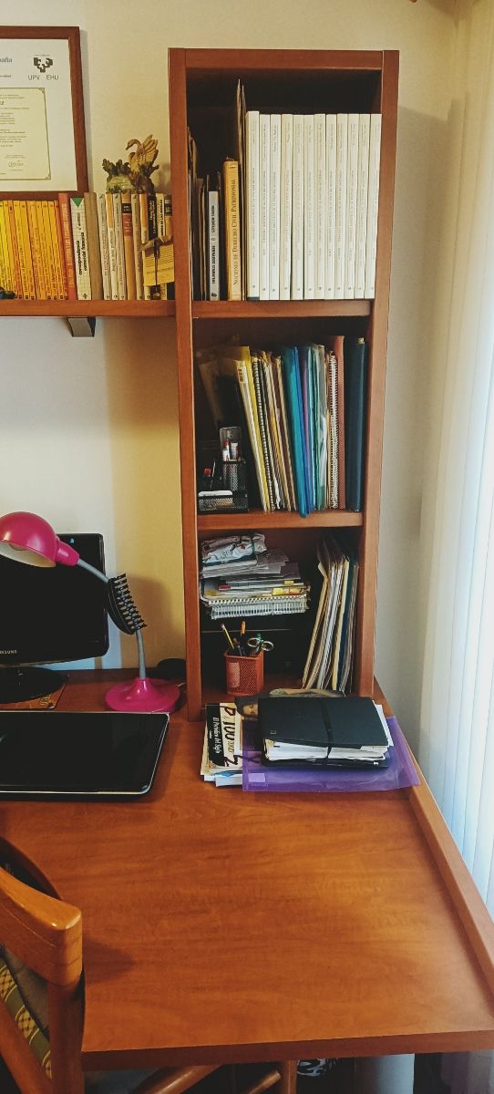 Mesa Escritorio larga + Estantería +Balda de pared