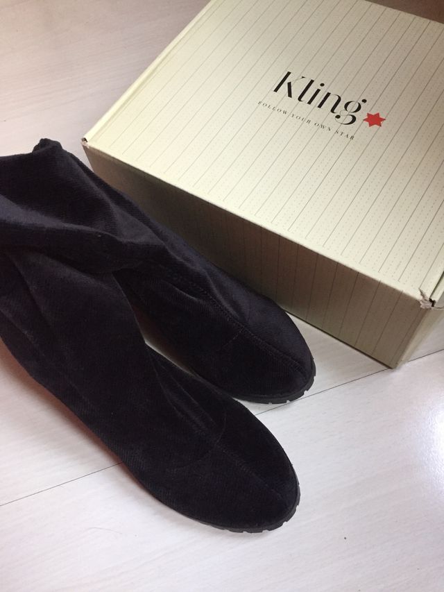 Botas negras en perfecto estado.