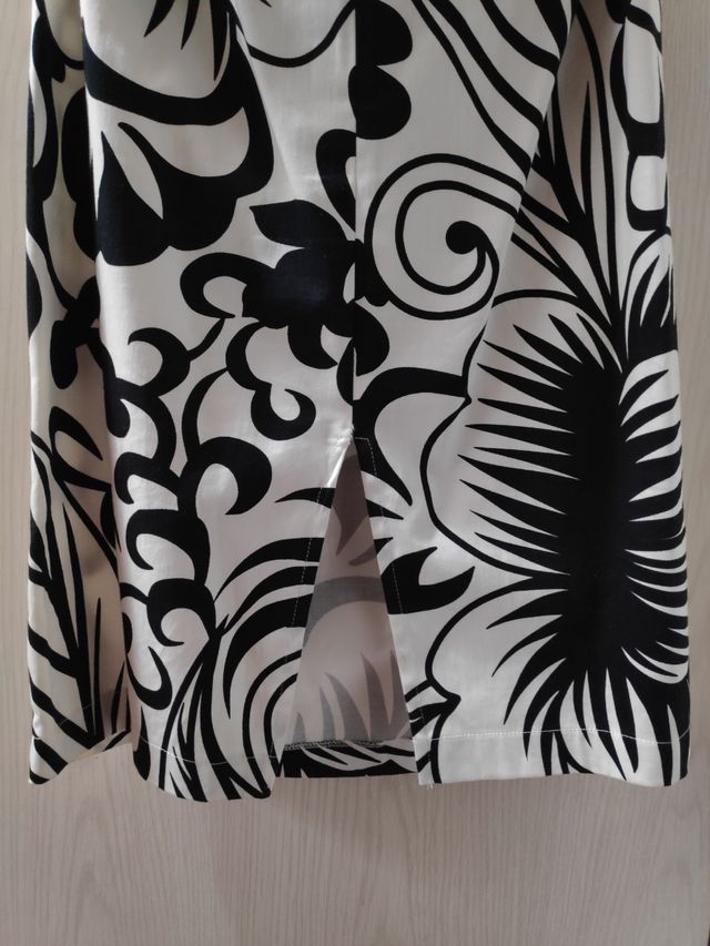 Vestido blanco y negro