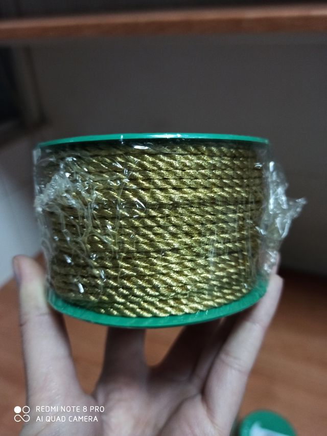 5 ROYOS NUEVO CORDON DORADO TRENZADO