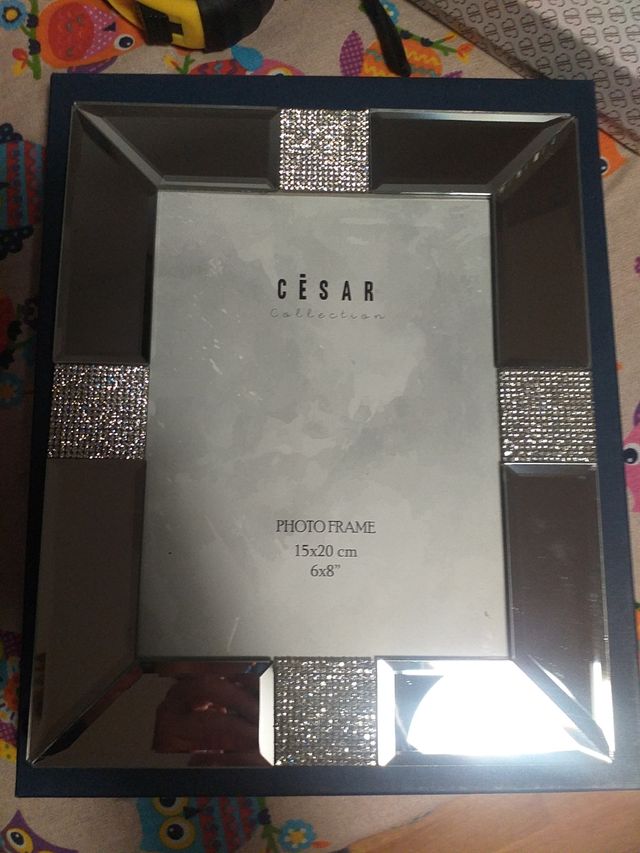 marco de fotos nuevo.Regalo de boda