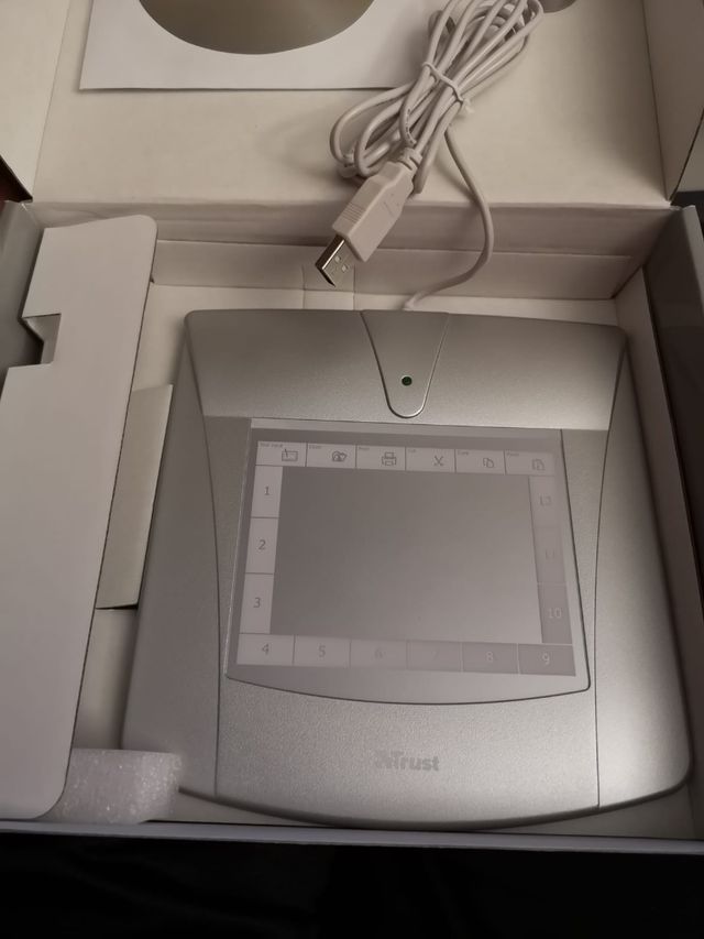 Mini Tablet grafica(Para dibujar,editar fotos.ect)