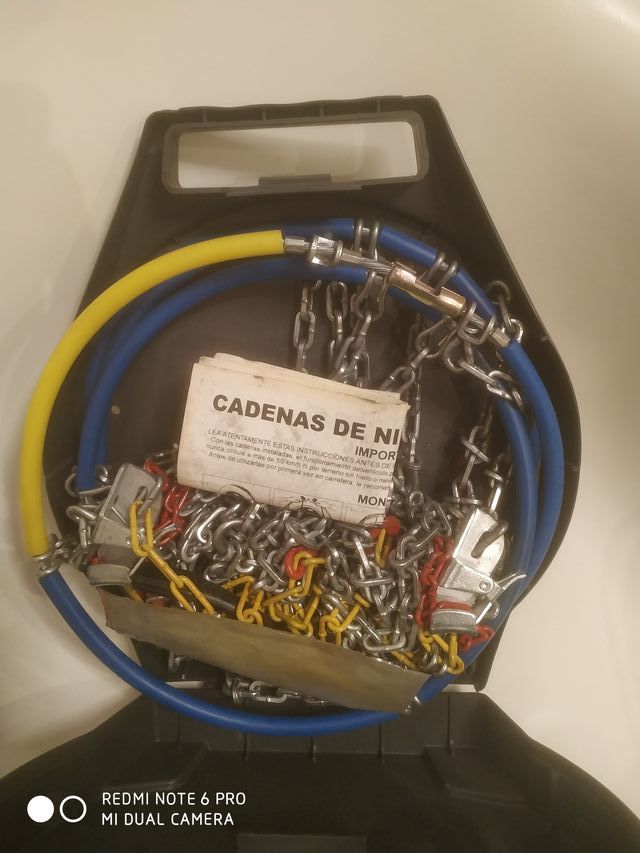 Cadenas de coche a estrenar