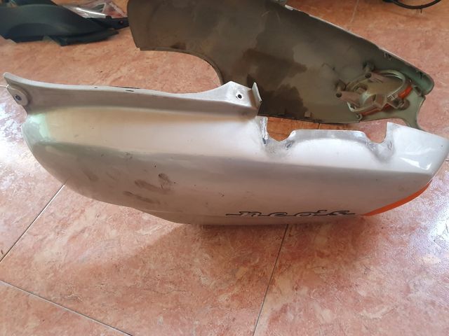 Ocasion!!! Carcasas traseras yamaha neos