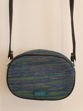 Bolso pequeño de Parfois de segunda mano por 10 EUR en Avilés en WALLAPOP
