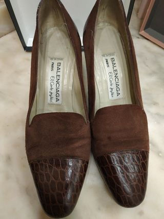 Zapatos tacón Balenciaga de segunda mano por 60 EUR en Valencia en WALLAPOP