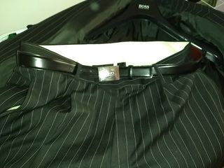 Traje de hombre HUGO BOSS del corte ingles de segunda mano por 35 EUR en  Cuarte de Huerva en WALLAPOP