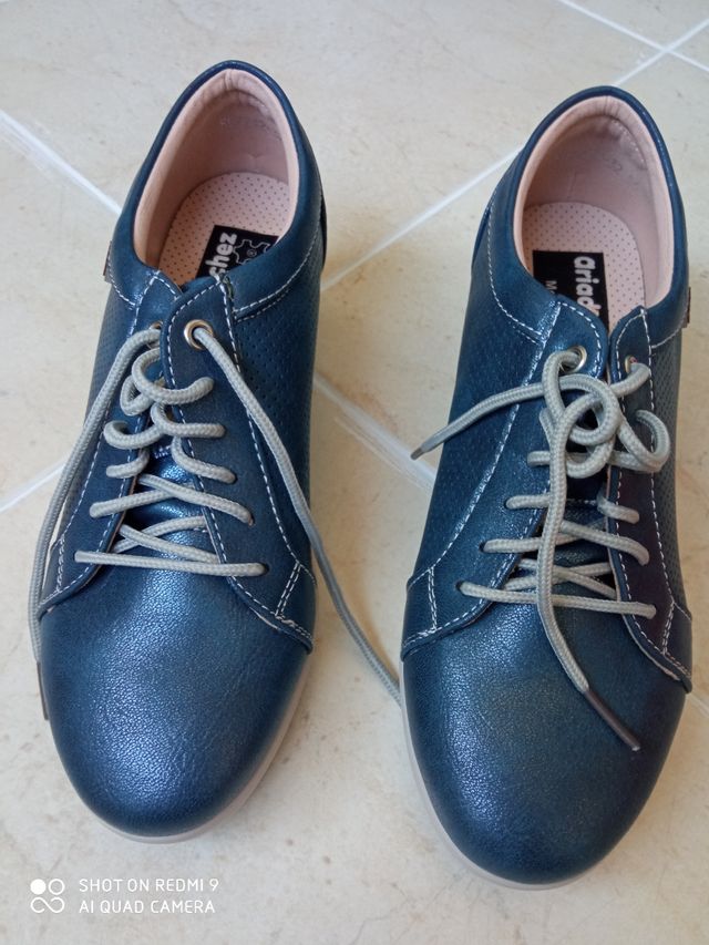 Zapatillas talla 36 de cuero Made in Spain NUEVAS