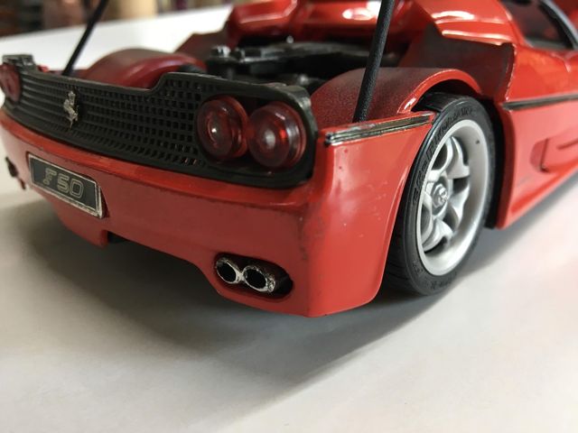 Coche FERRRI F-50