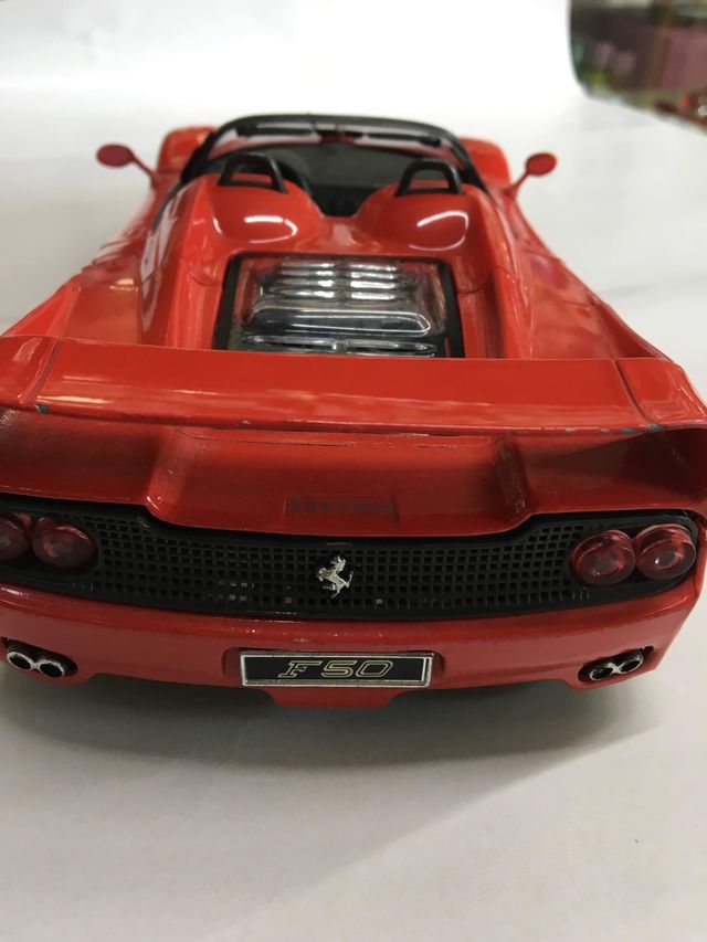 Coche FERRRI F-50