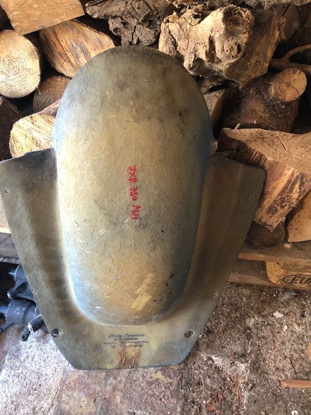 Paso de rueda Kawasaki ZXR 750