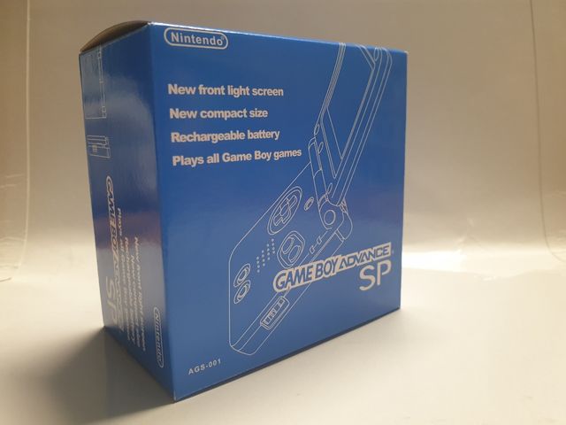 2 consolas, caja, 2 juegos gameboy