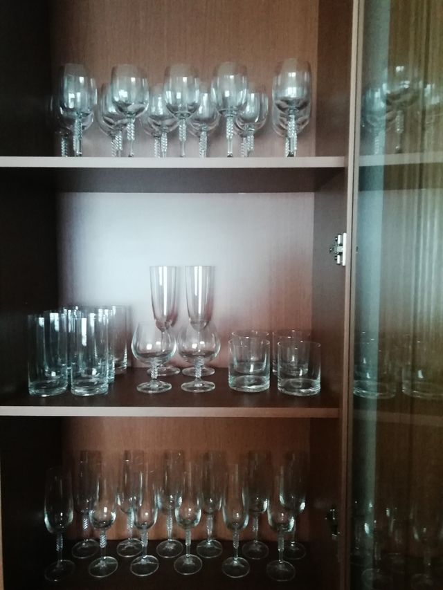 Cristalería, sin uso.