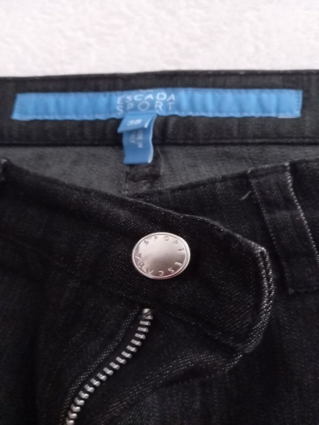 pantalon vaquero negro