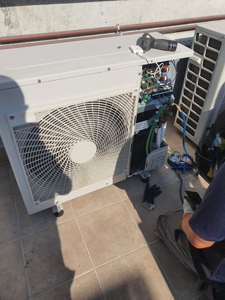 INSTALACIONES DE CLIMA Y REFORMAS