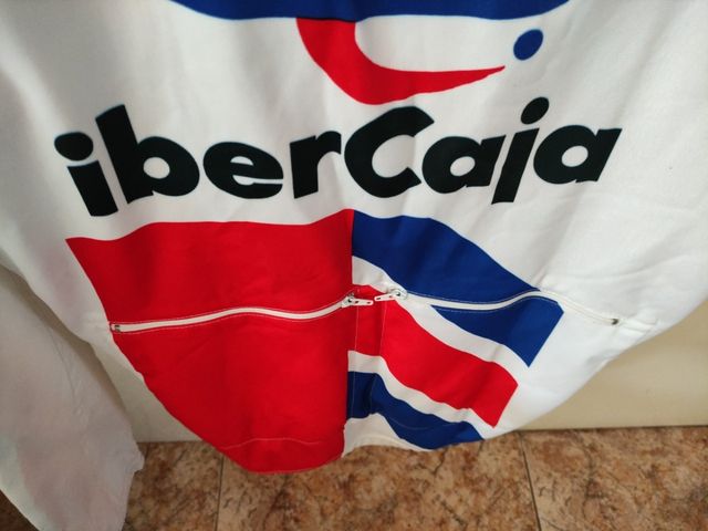 CHAQUETA CICLISTA IBERCAJA